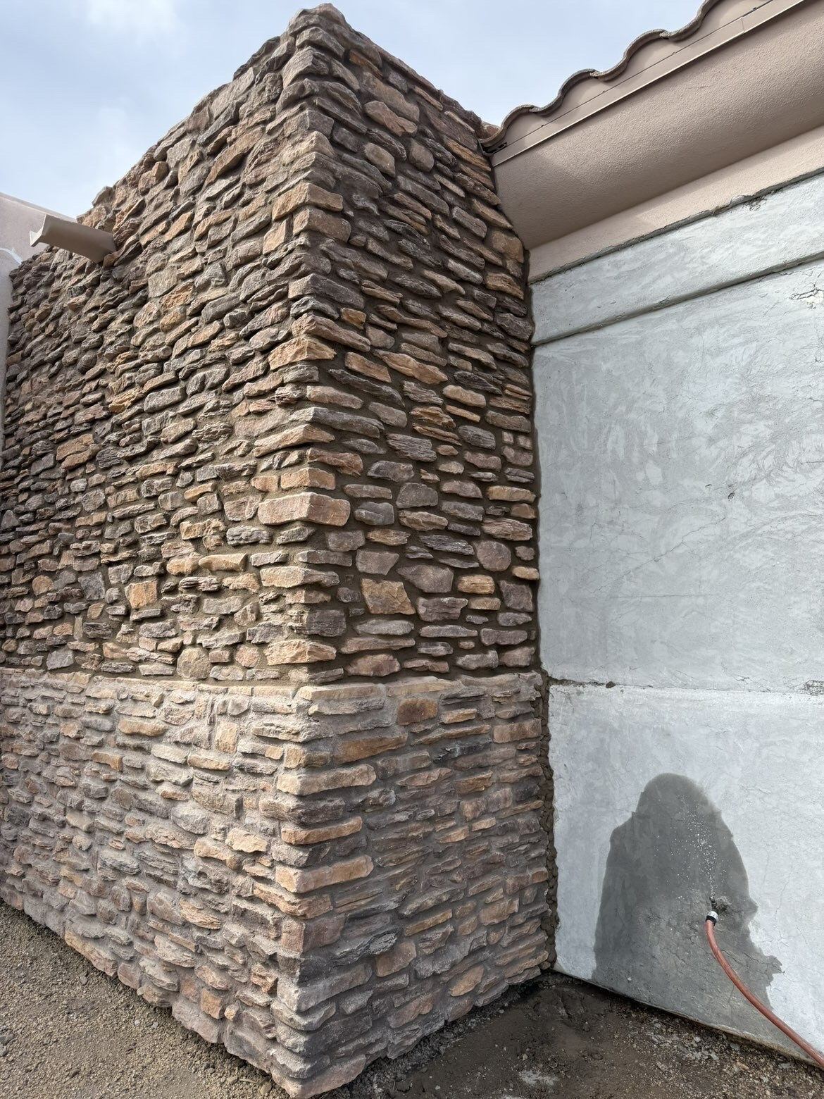 Natural stone veneer corner column, Phoenix Metro, AZ